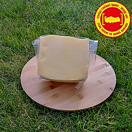 Coğrafi İşaretli Mahzen Eski Kaşarı (1000 gr)